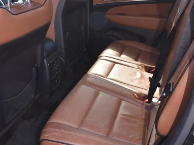 2012-jeep-grand-cherokee-image-12