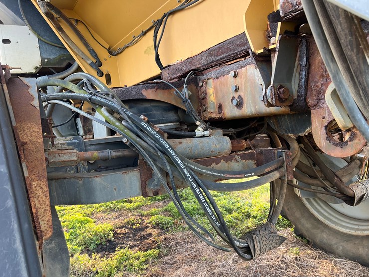 2012-ag-chem-rg1100-image-58