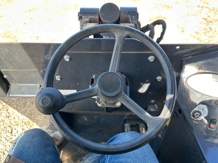 2022-bobcat-l28-image-22