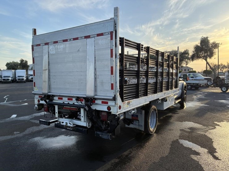 2016-ford-f550-image-4