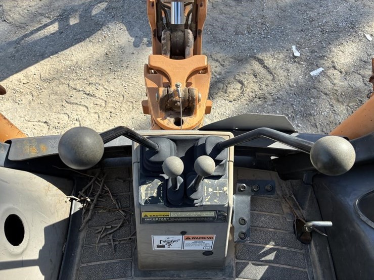 2007-case-580sm-image-28