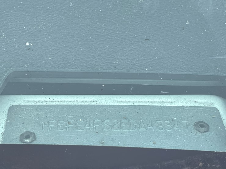 2014-ford-e450-image-48