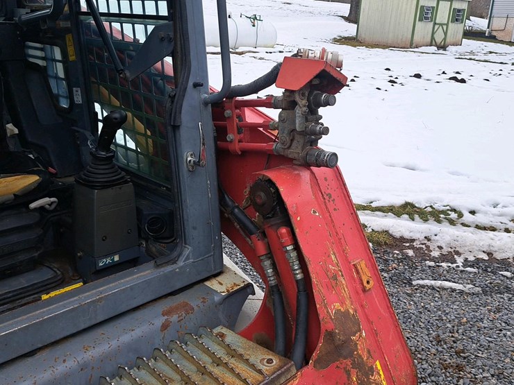 2014-takeuchi-tl10-image-31