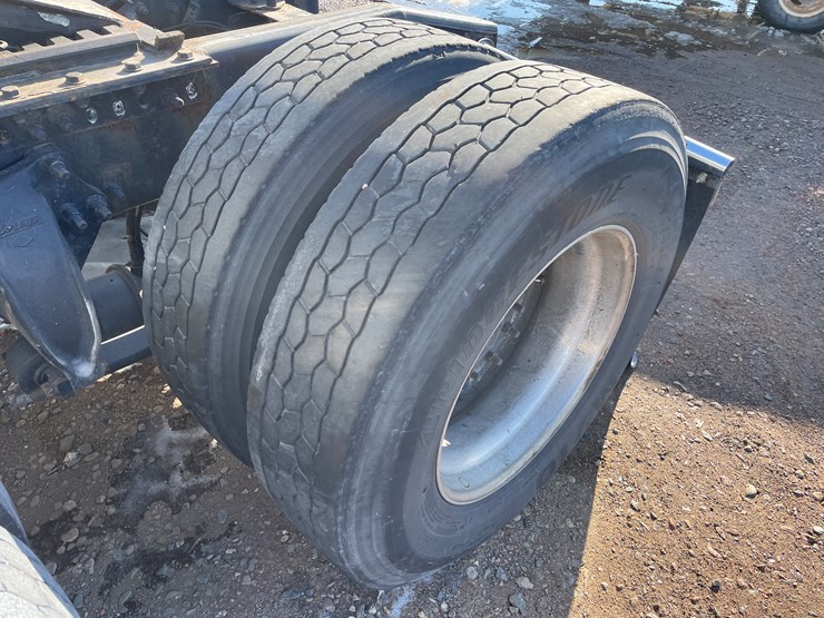 #1454-•-2019-freightliner-cascadia-truck-tractor**non-runner**-(has-mn-title)-image-20