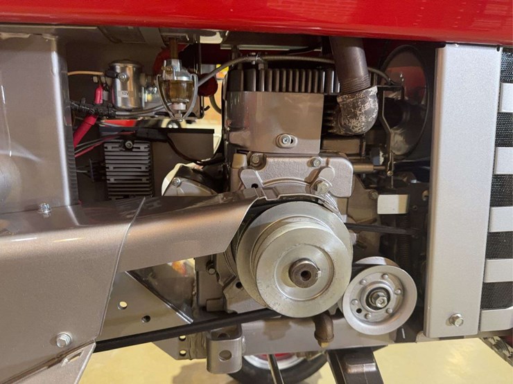 massey-ferguson-1100-image-12