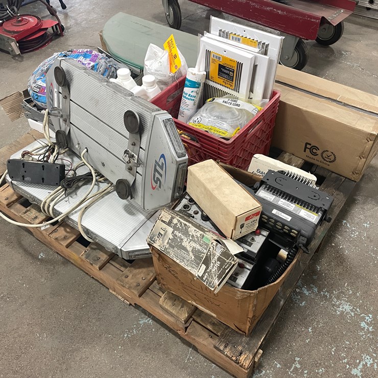 #7657 • Assorted Shop Items and Supplies