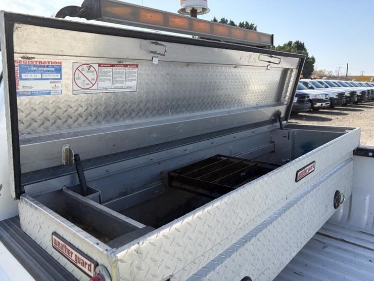 2011-ford-f250-image-26