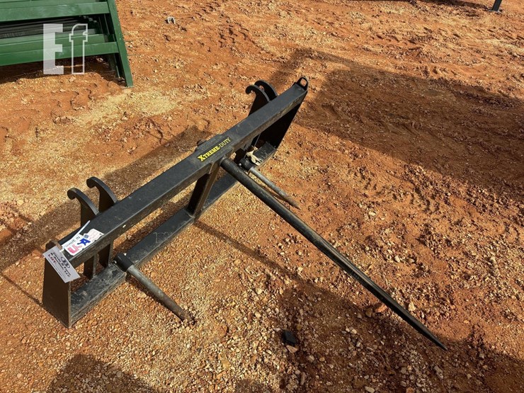 euro-hay-spear-construction-attachments-image-1