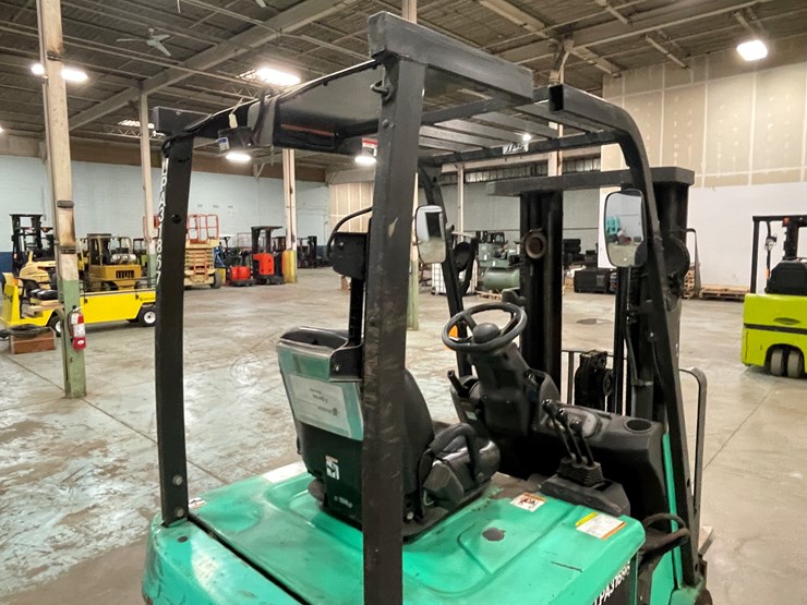 #181-•-2017-mitsubishi-electric-forklift-image-19