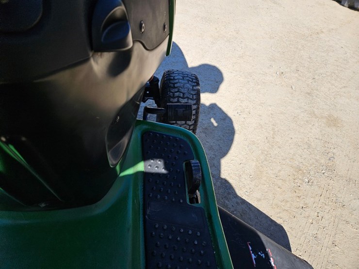 john-deere-l111-image-18