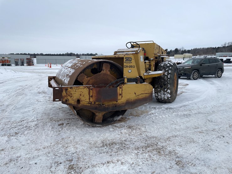 caterpillar-3208-image-1