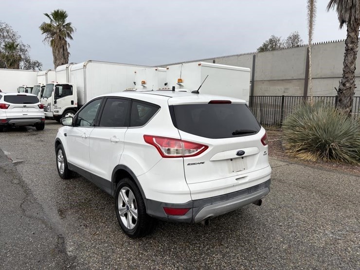 2013-ford-escape-se-image-4