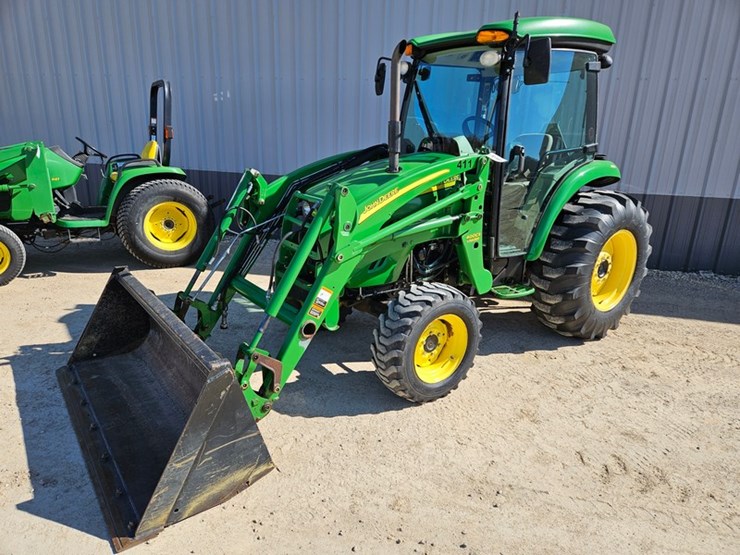 john-deere-4720-image-1