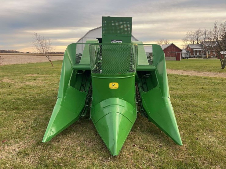 john-deere-227-image-8