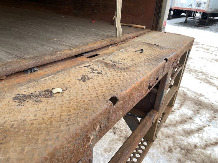 2001-caterpillar-3126-image-22