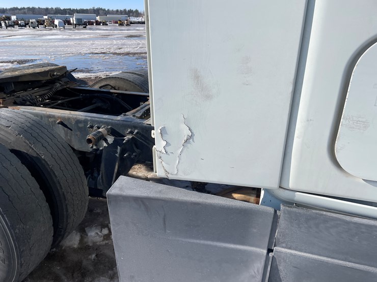 #1454-•-2019-freightliner-cascadia-truck-tractor**non-runner**-(has-mn-title)-image-31