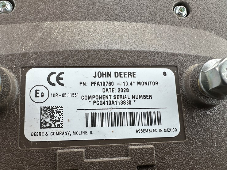 john-deere-10-image-4