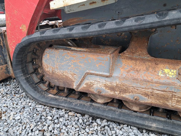 2014-takeuchi-tl10-image-23