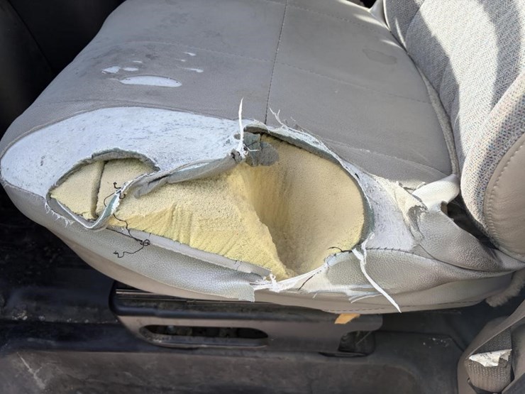 2007-chevrolet-2500-image-19