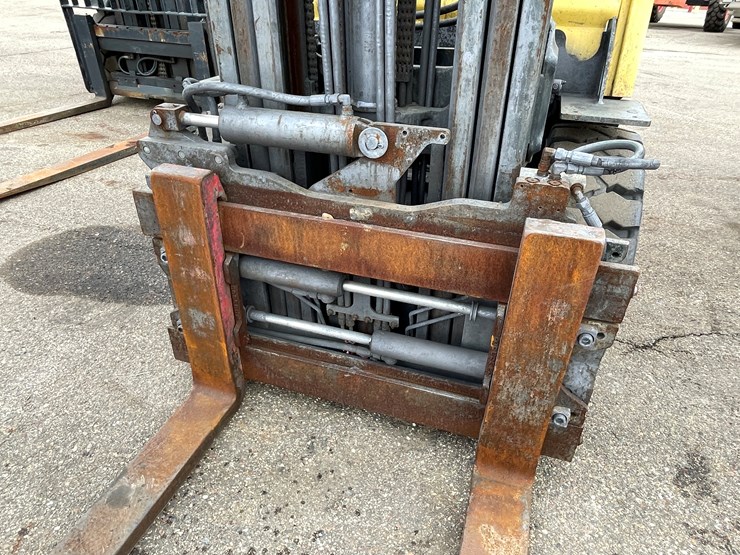 #4215-•-2008-hyster-fortis-60-lp-forklift-image-11