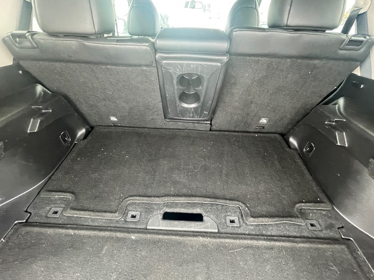 2015-nissan-rogue-sl-image-30