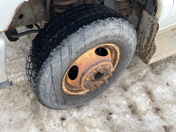 2014-ford-e450-image-16