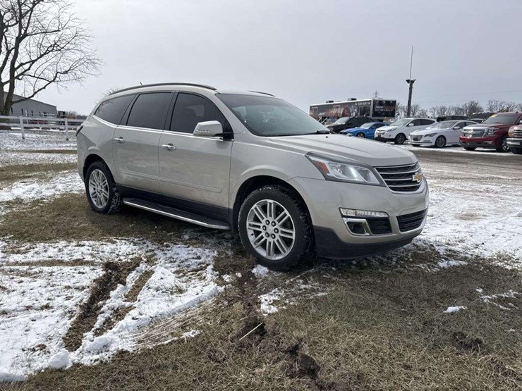 2015-chevrolet-traverse-image-5