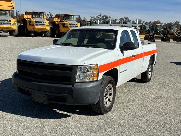 2007-chevrolet-silverado-1500-image-1