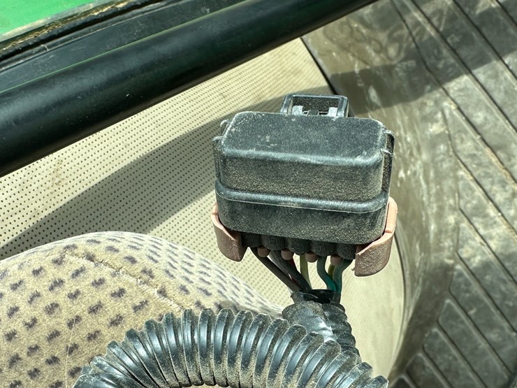 john-deere-4640-image-8