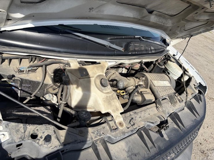 2006-utility-van-image-7