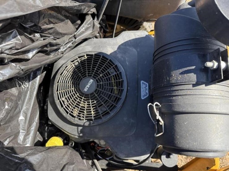 cub-cadet-z-force-s-commercial-zero-turn-mower-image-7