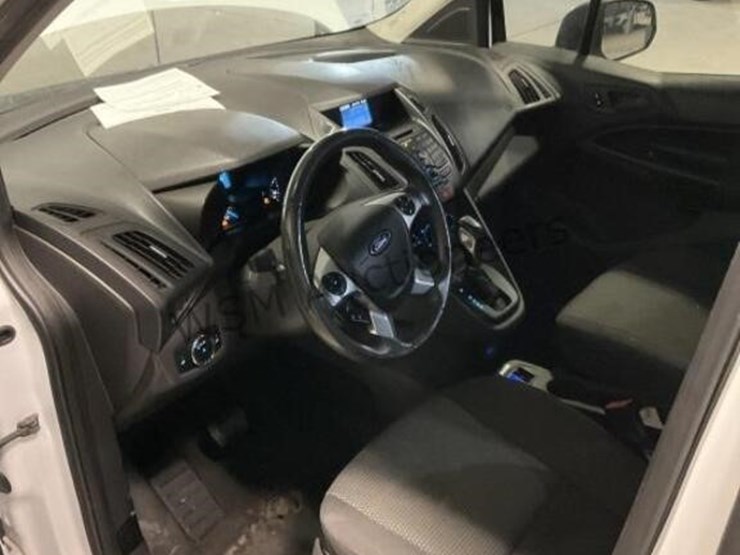 2015-ford-transit-connect-image-23