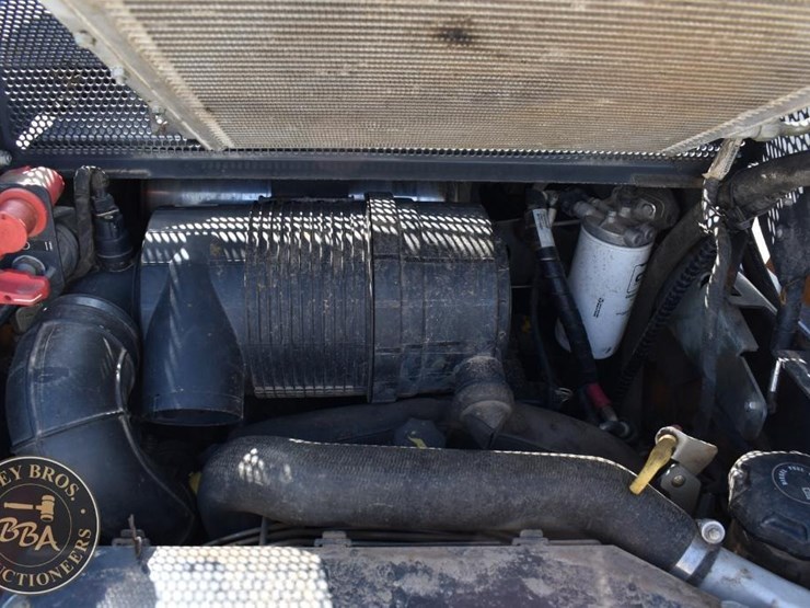 2023-case-tv450b-image-36