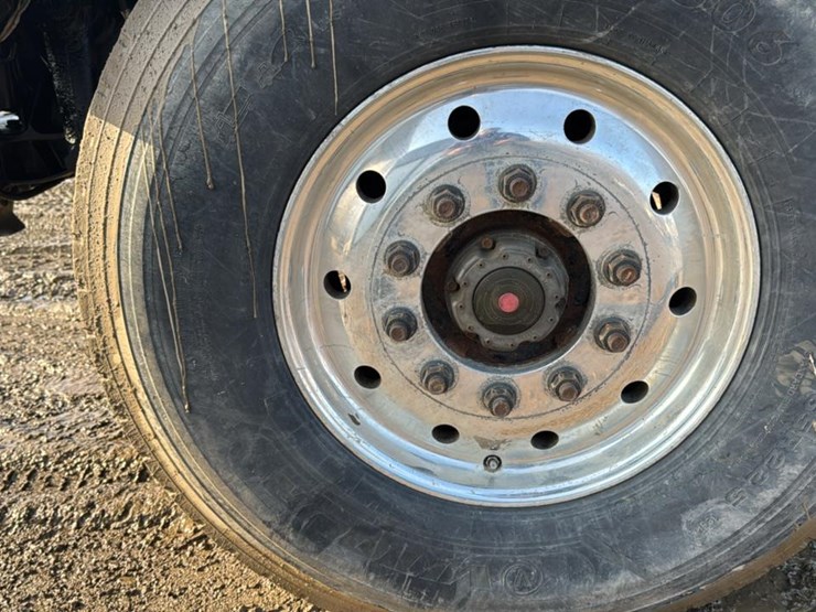 #119-•-2018-kenworth-log-truck-image-35