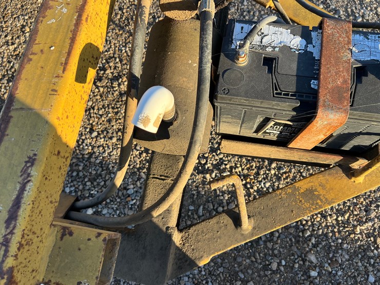 adams-tilt-trailer-image-5