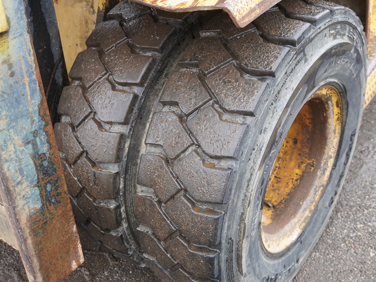 #106-•-hyster-135-forklift-image-28