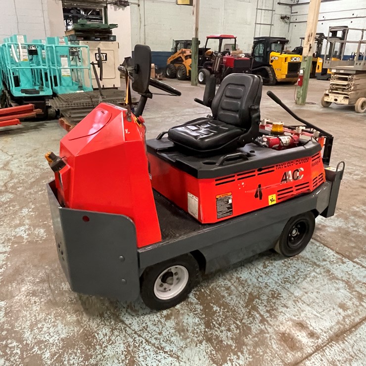 #190 • 2017 Taylor Dunn Huskey II Electric Warehouse Vehicle