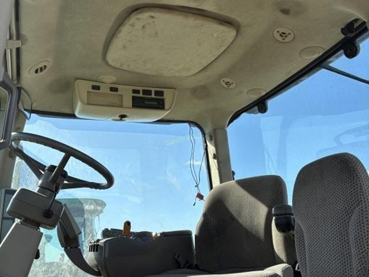 john-deere-8310r-image-19