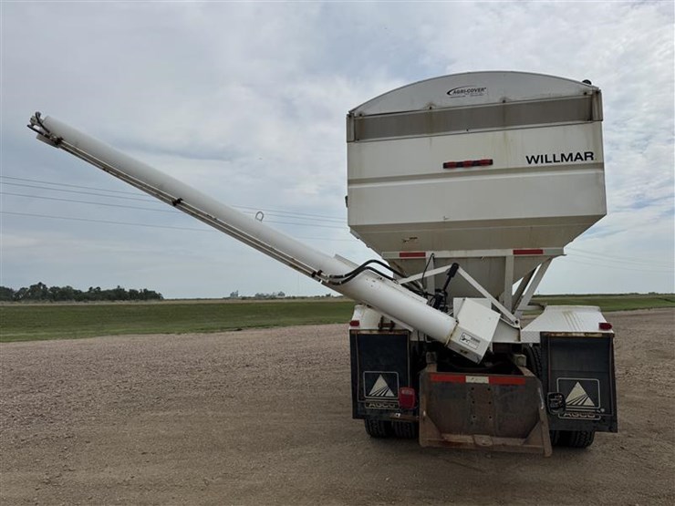 1985-ford-ltl9000-image-6