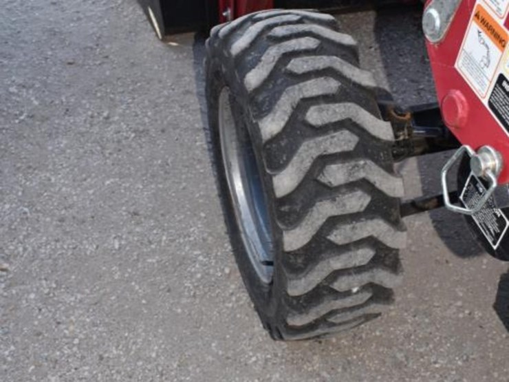 mahindra-1626-image-12