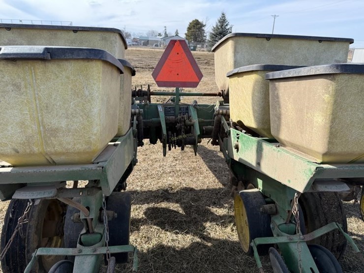 john-deere-7000-image-6