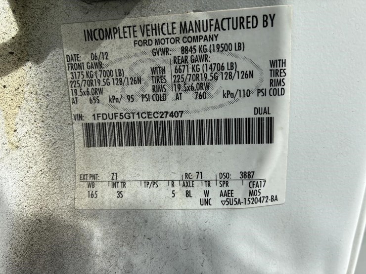 2012-ford-f550-image-16