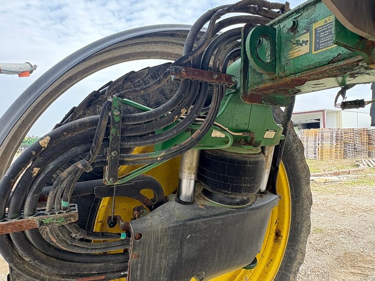 2019-john-deere-r-image-29