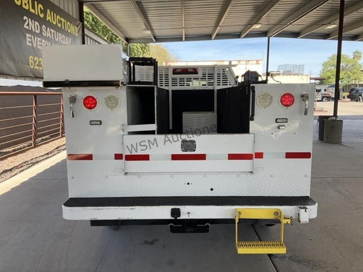 2019-chevrolet-silverado-2500hd-image-6