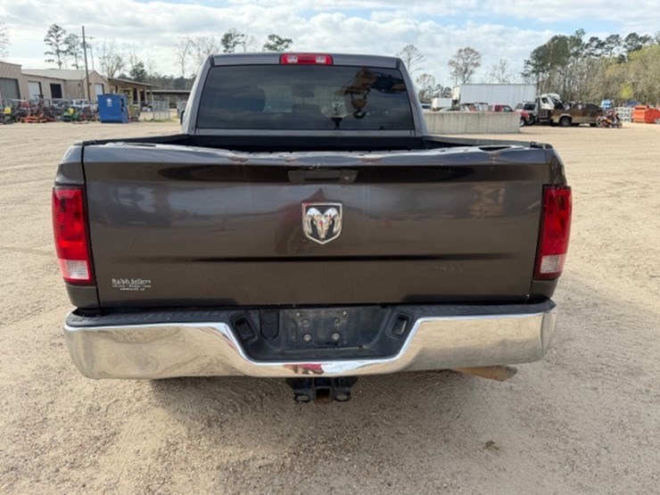 2014-dodge-ram-1500-image-8