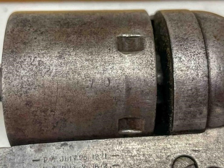 colt-revolver-image-8