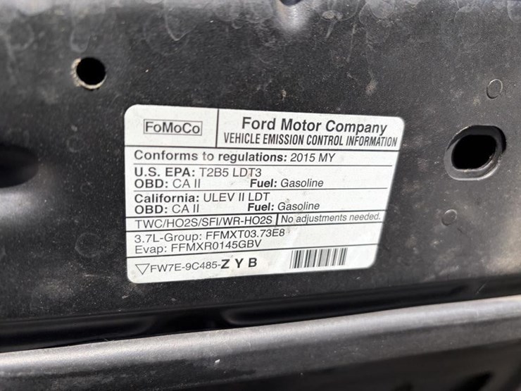 2015-ford-explorer-image-8