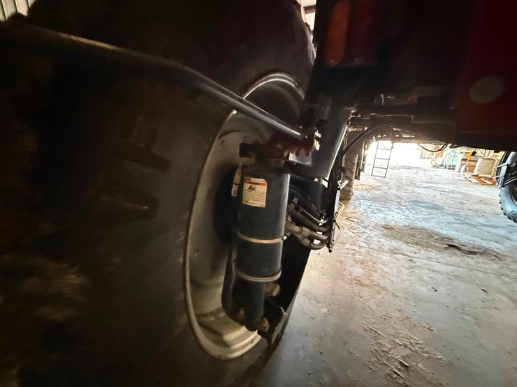 2022-white-251-image-18