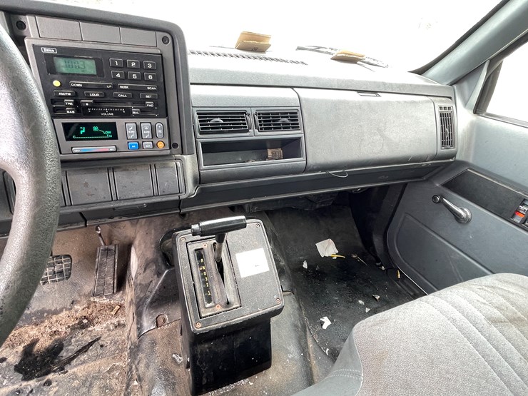 2001-caterpillar-3126-image-38