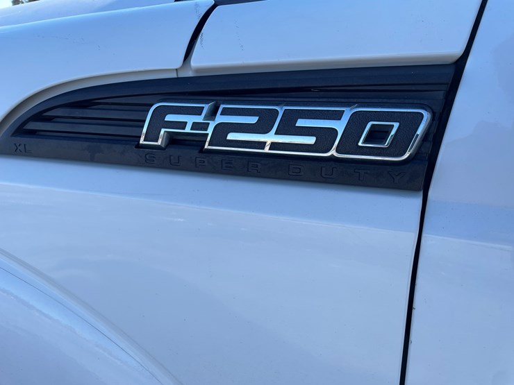 2015-ford-f250-image-25